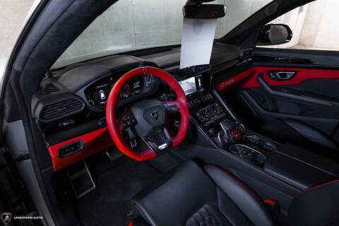 2023 Lamborghini Urus S