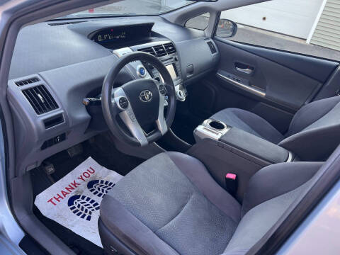 2012 Toyota Prius v Three