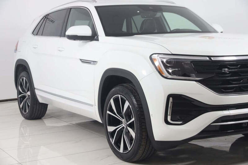2024 Volkswagen Atlas Cross Sport SEL Premium R-Line 4Motion