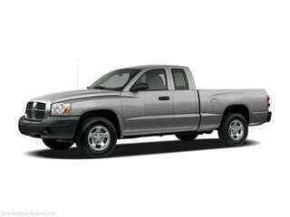 2005 Dodge Dakota for sale at TWIN RIVERS CHRYSLER JEEP DODGE RAM in Beatrice NE