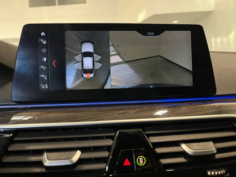 2017 BMW 5 Series 530i