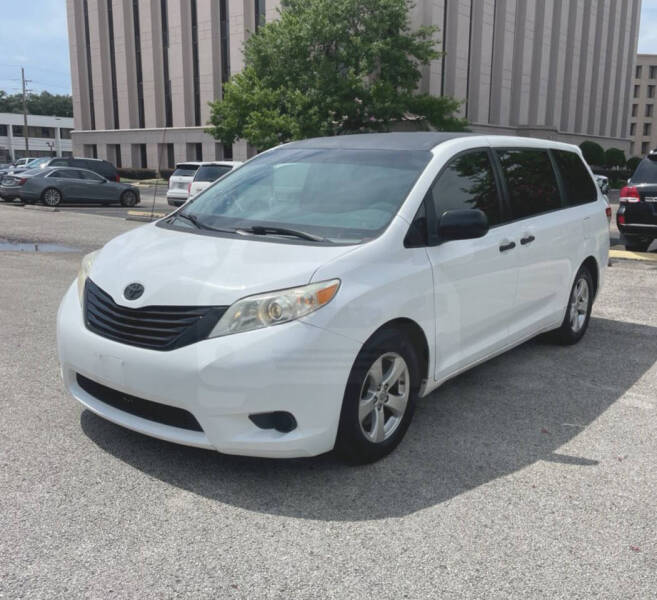 2014 Toyota Sienna L 7-Passenger