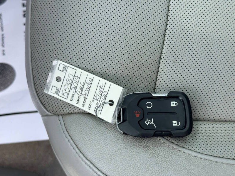 2019 GMC Acadia SLT-1