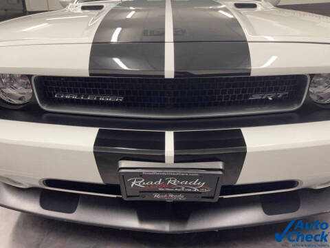 2014 Dodge Challenger SRT8