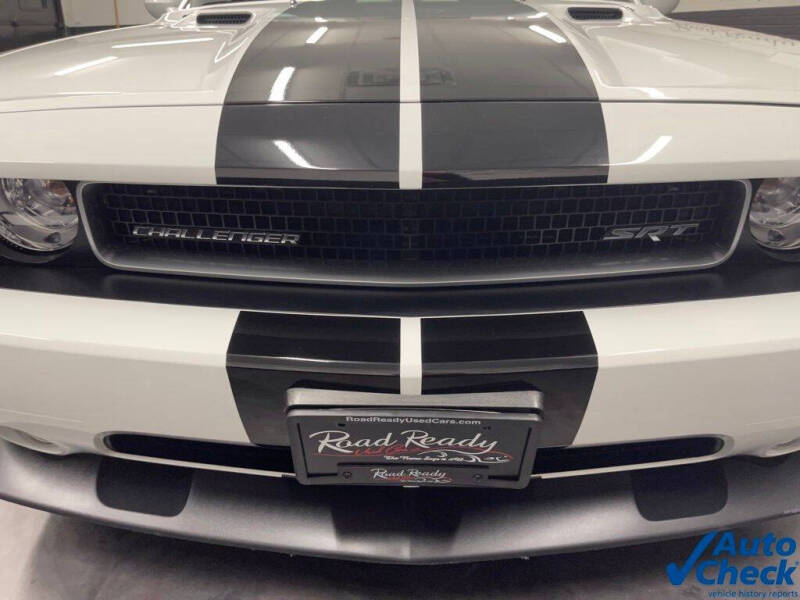 2014 Dodge Challenger SRT8