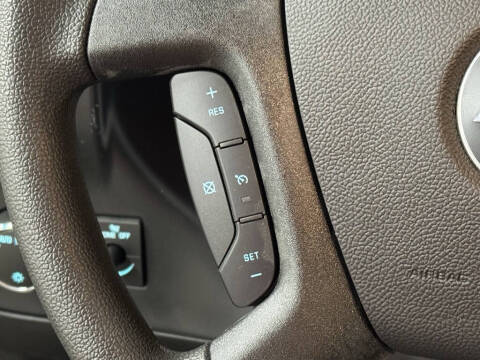 2025 Chevrolet Express 2500