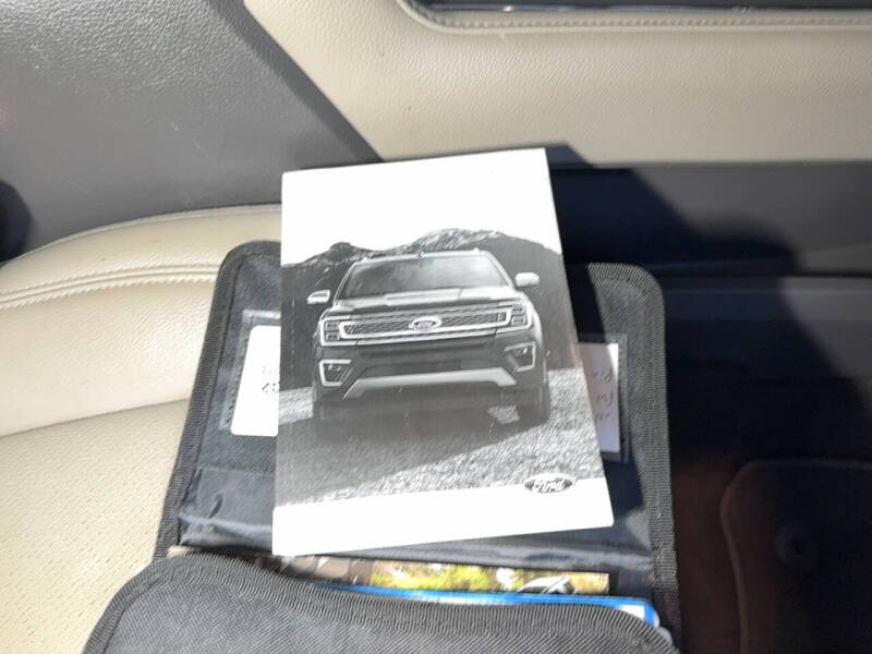 2020 Ford Expedition XLT
