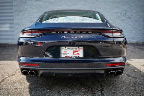 2022 Porsche Panamera 4S