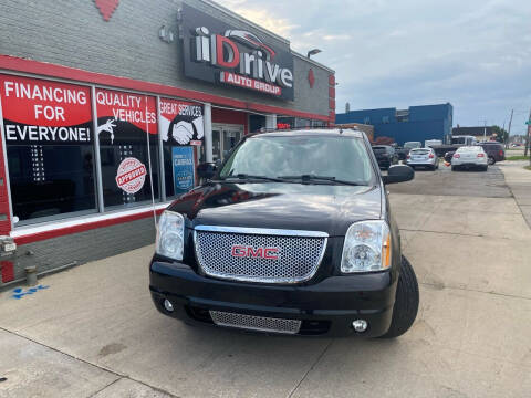 2013 GMC Yukon XL for sale at iDrive Auto Group in Eastpointe MI