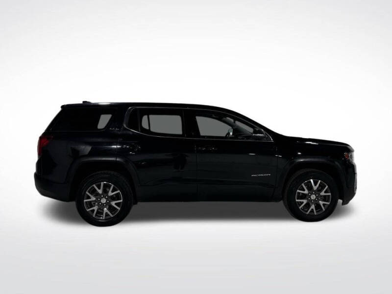 2022 GMC Acadia SLE