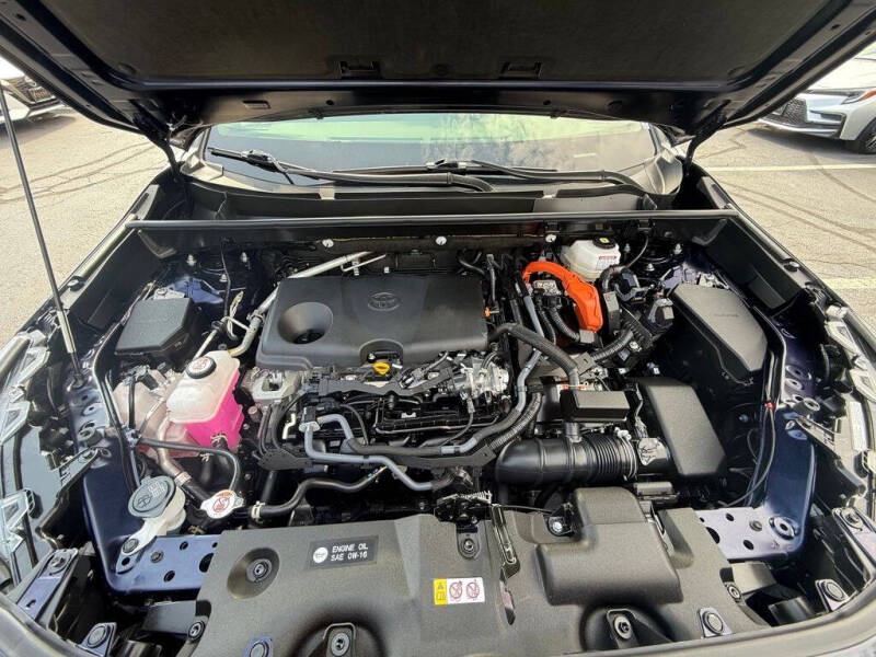 2024 Toyota RAV4 Hybrid XLE Premium