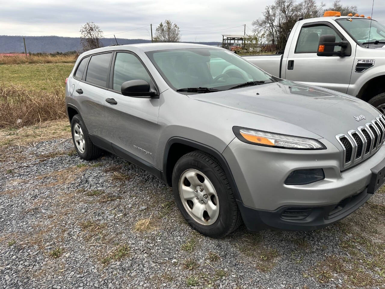 2014 Jeep Cherokee for sale at Velocity Motors in Strasburg, VA