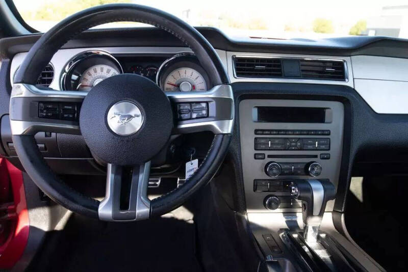 2011 Ford Mustang V6 Premium