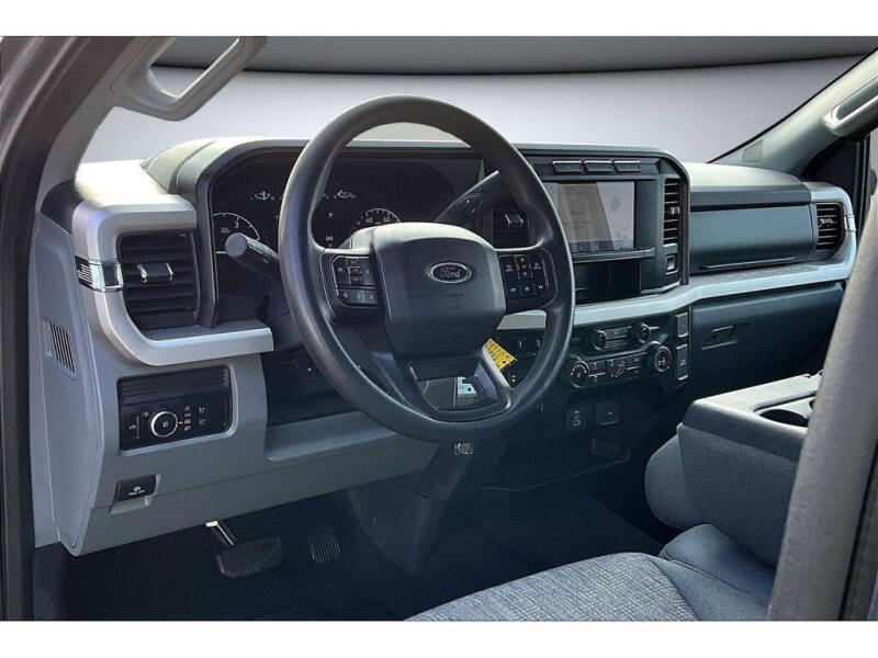 2024 Ford F-350 Super Duty XLT