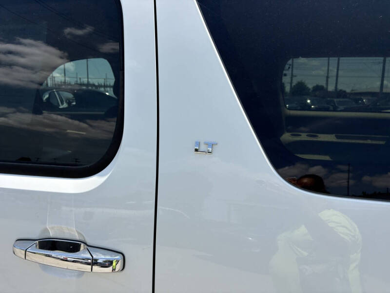 2013 Chevrolet Suburban LT
