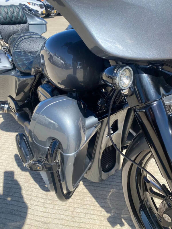 2021 Harley-Davidson Street Glide Special