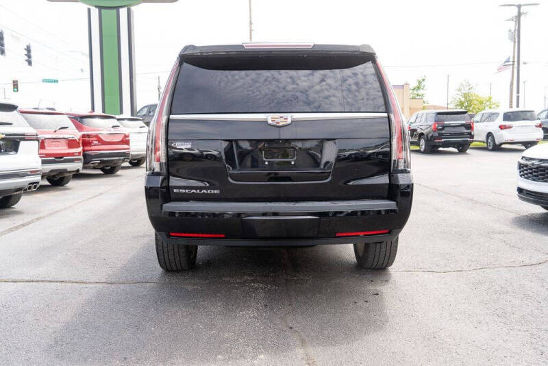 2019 Cadillac Escalade Platinum