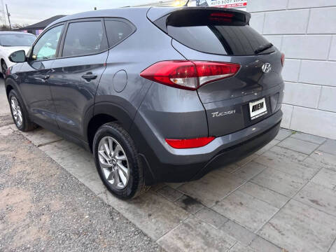 2018 Hyundai Tucson SE