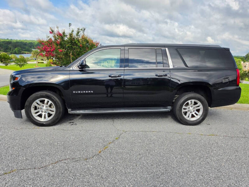 2017 Chevrolet Suburban LT