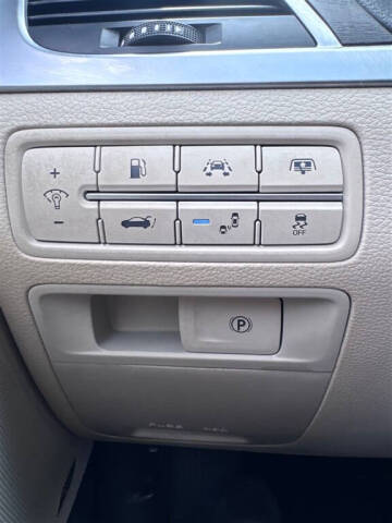 2016 Hyundai Genesis