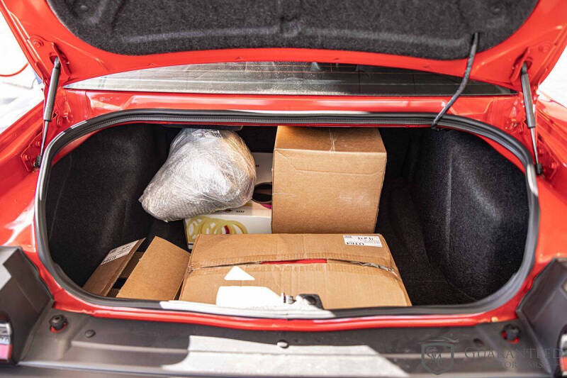 2015 Dodge Challenger SRT Hellcat