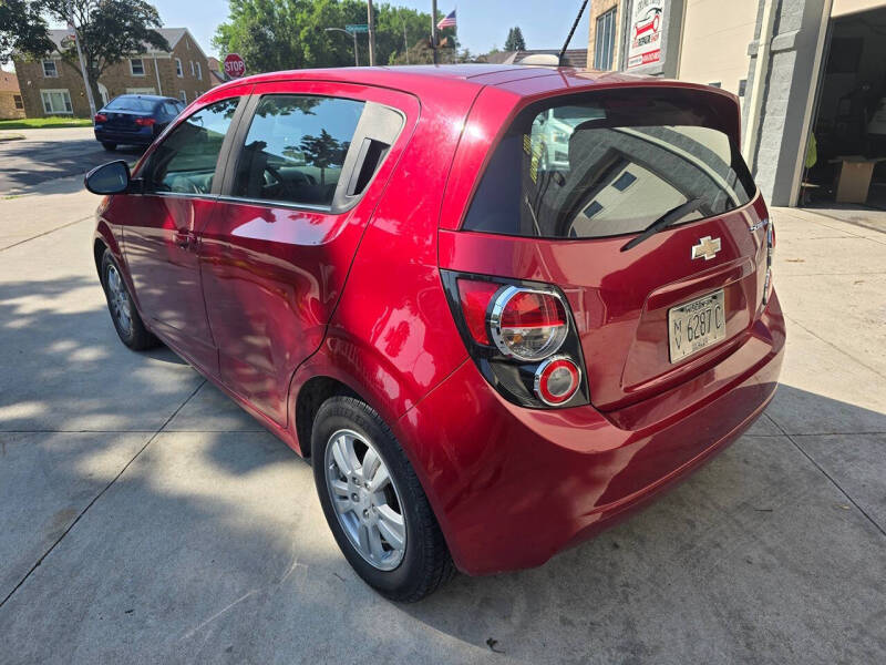 2016 Chevrolet Sonic LT Auto