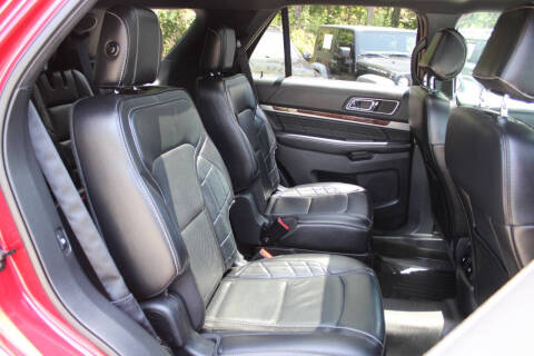 2017 Ford Explorer Platinum