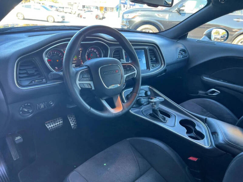 2017 Dodge Challenger