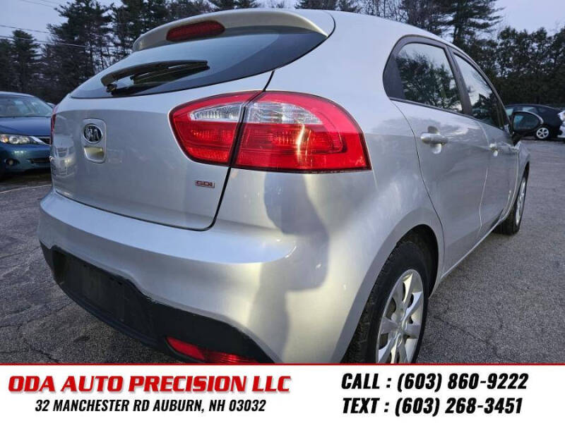 2012 Kia Rio 5-Door LX