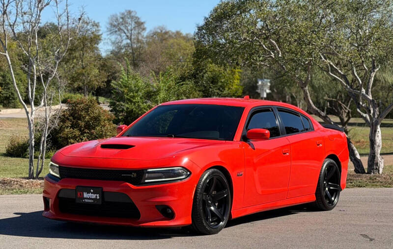 2018 Dodge Charger R/T's photo