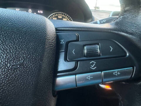 2023 Cadillac CT4 Luxury