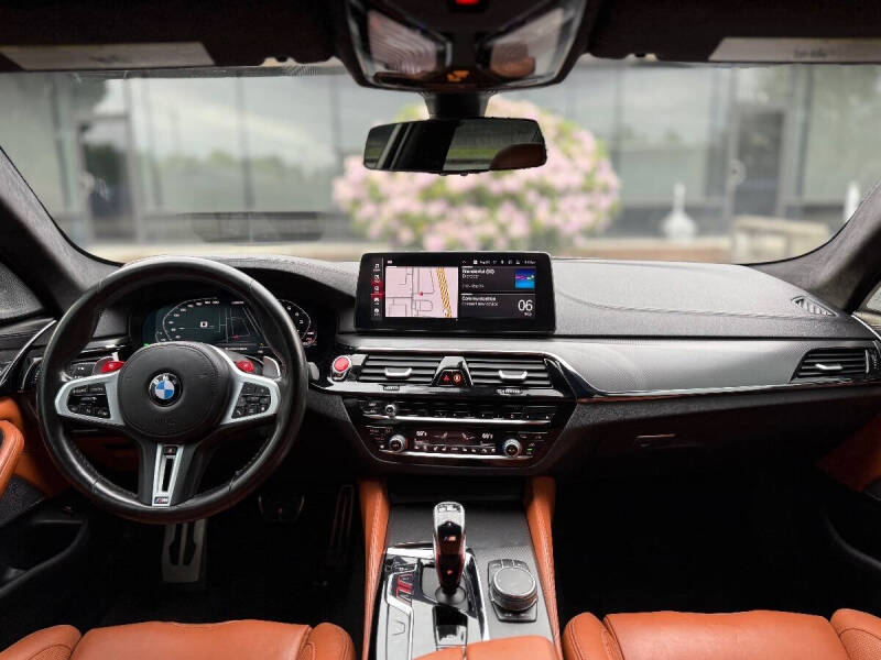 2023 BMW M5
