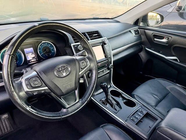 2015 Toyota Camry Hybrid XLE