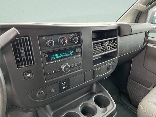 2017 Chevrolet Express 2500