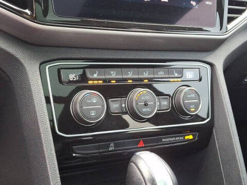 2020 Volkswagen Atlas Cross Sport V6 SEL R-Line 4Motion