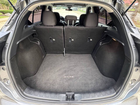 2021 Nissan Kicks S