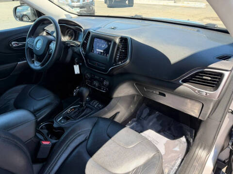 2019 Jeep Cherokee Latitude