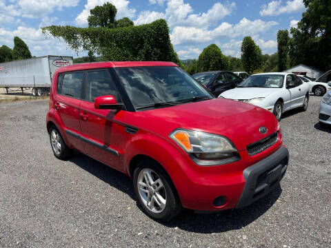 2011 Kia Soul +
