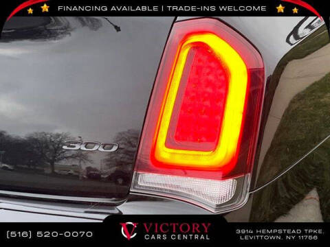 2023 Chrysler 300 Touring L