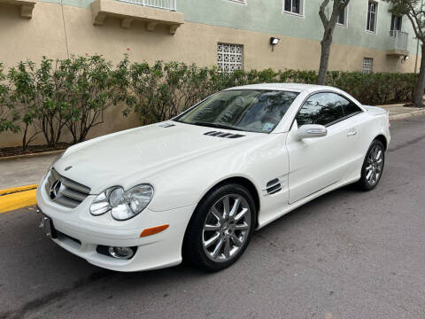 2007 Mercedes-Benz SL-Class for sale at CarMart of Broward in Lauderdale Lakes FL