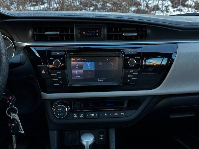 2016 Toyota Corolla LE