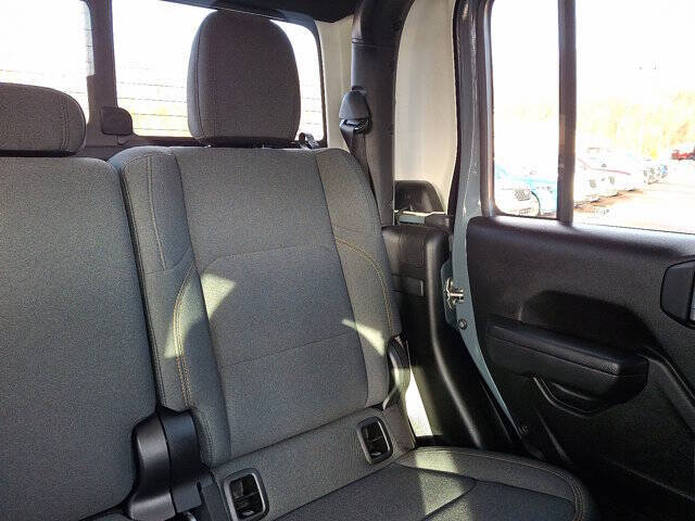 2024 Jeep Gladiator Willys