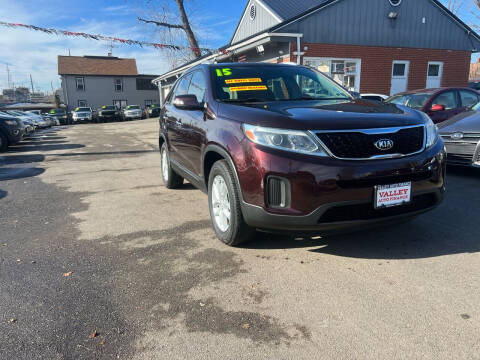 2015 Kia Sorento for sale at Valley Auto Finance in Warren OH