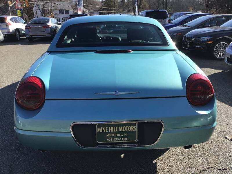2002 Ford Thunderbird Deluxe