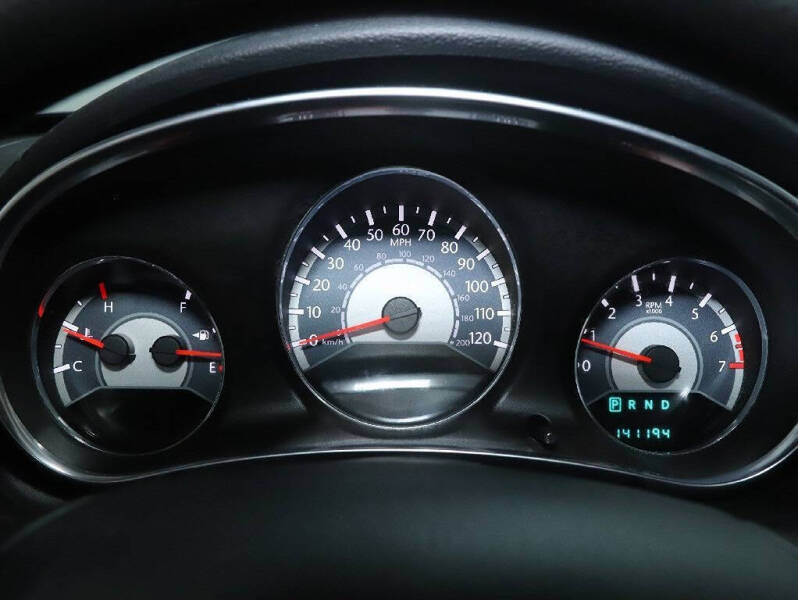 2014 Chrysler 200 LX