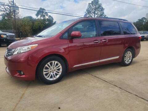 2015 Toyota Sienna for sale at Gocarguys.com in Houston TX