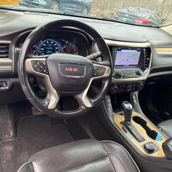 2018 GMC Acadia Denali