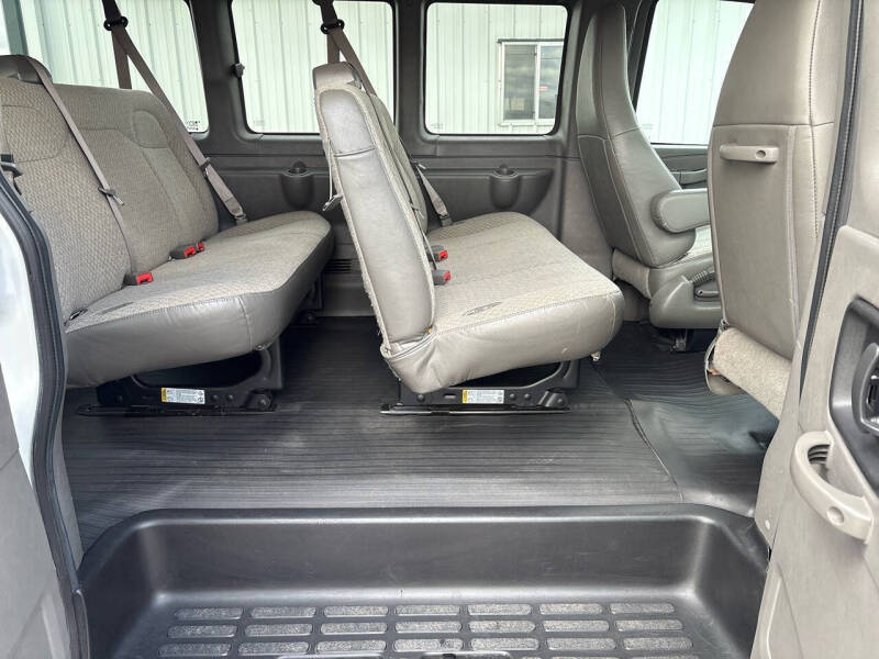 2023 Chevrolet Express LS 3500