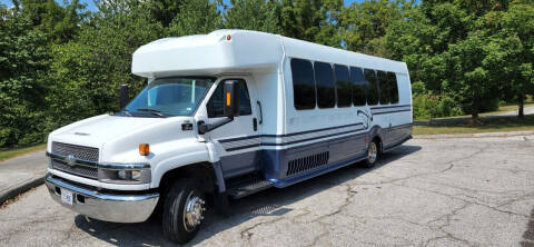 2007 Chevrolet C5500 Shuttle Bus for sale at Allied Fleet Sales in Saint Louis MO