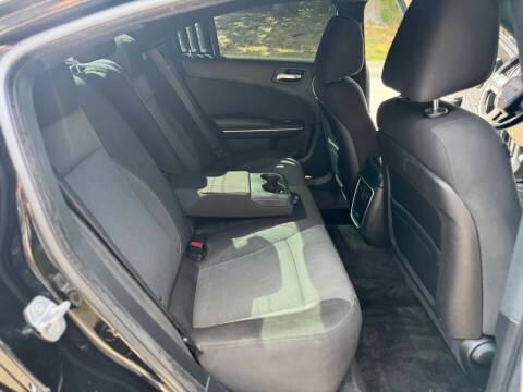 2015 Dodge Charger SE